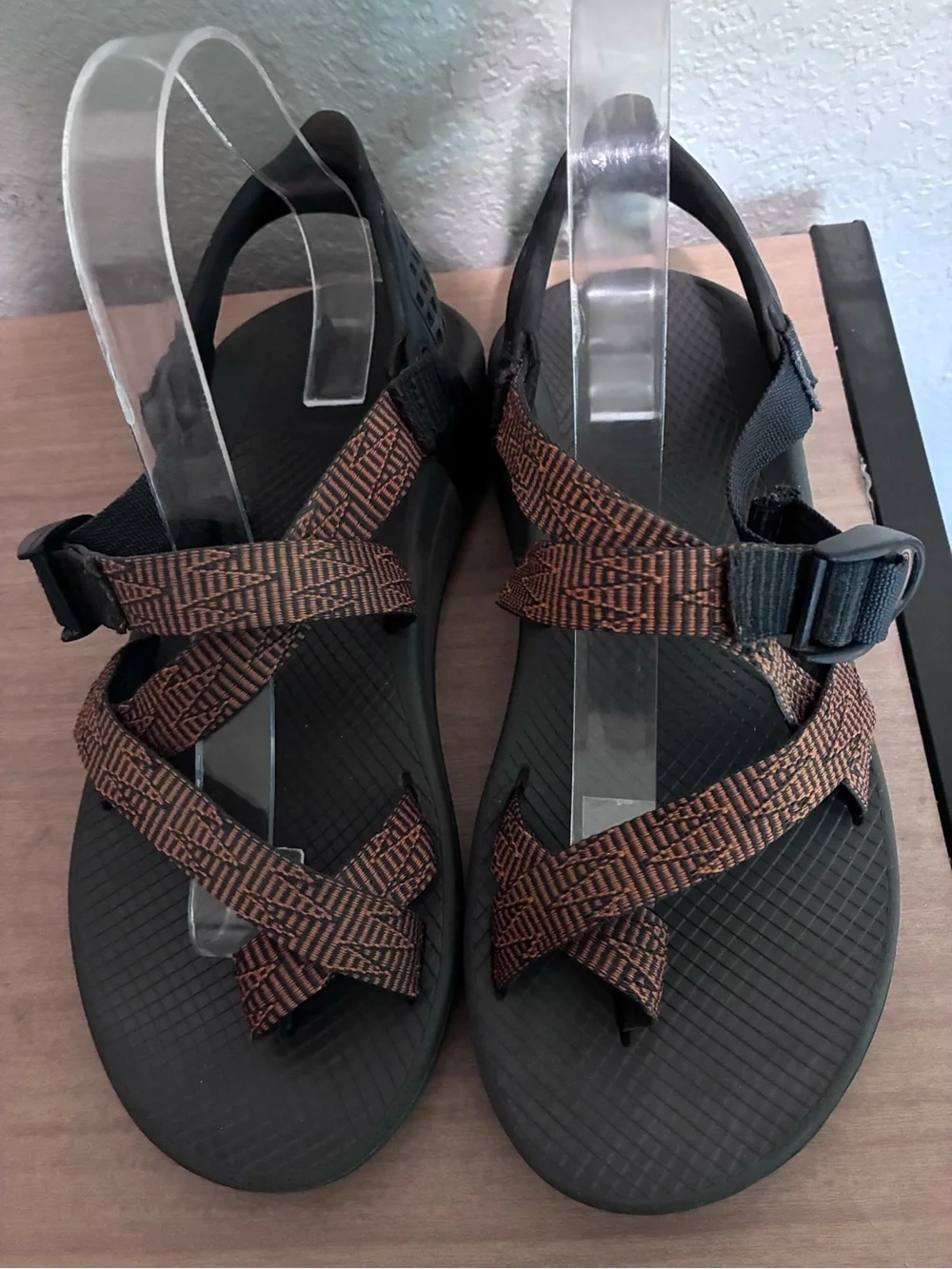 Chaco Z canyon 2 men’s size 8 blazer sun sandals,outdoors, hiking